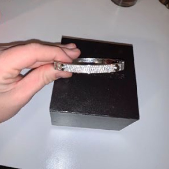 Michael Kors diamond bracelet - Picture 1 of 4
